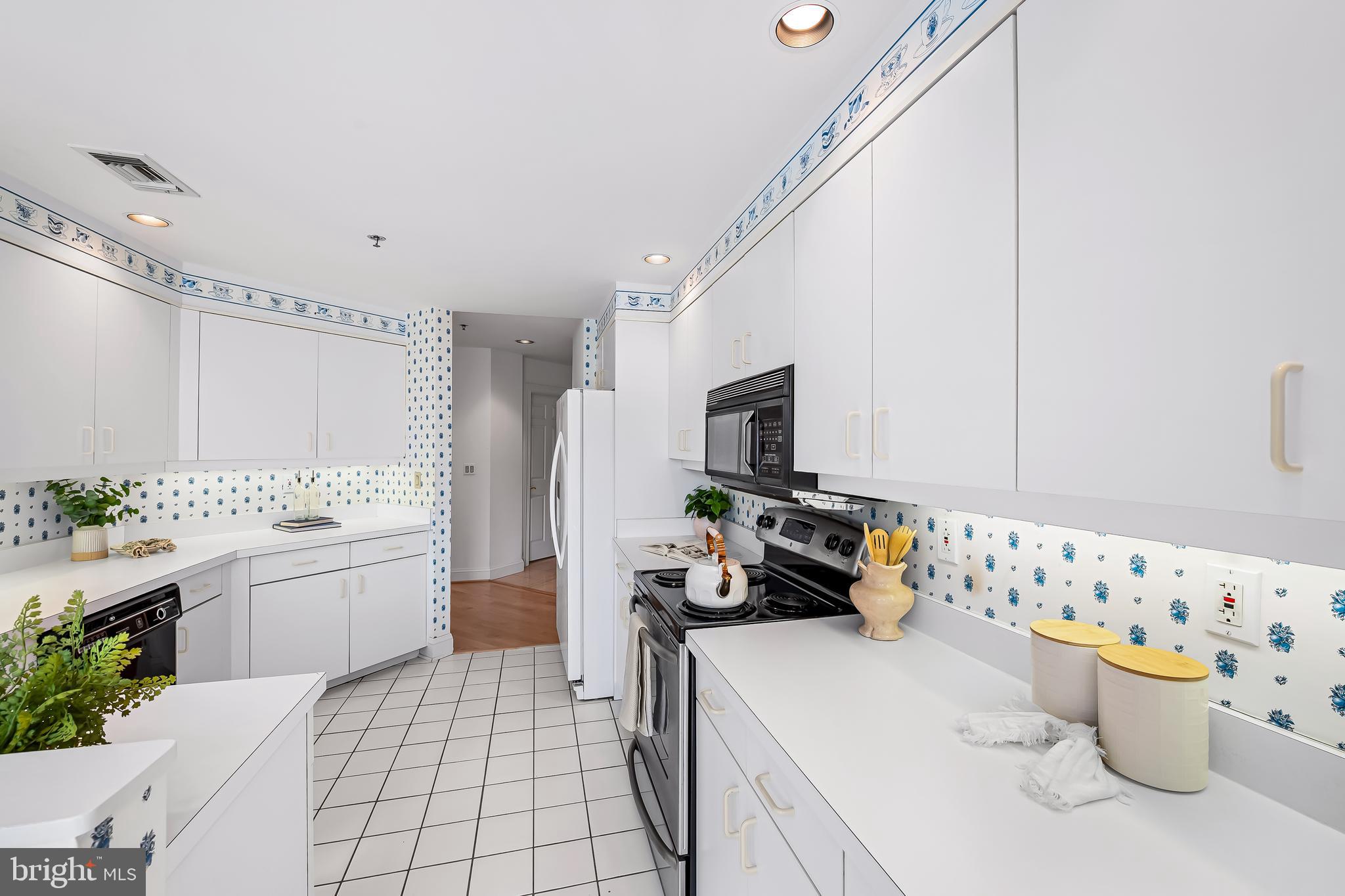 3704 North Charles Street, Unit 303 Baltimore, MD 21218 - Photo 18 of 49