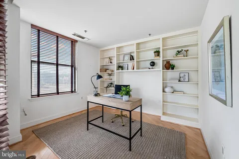 $325,000 | 3704 North Charles Street, Unit 303, Baltimore, MD 21218