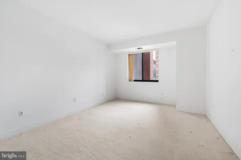 $325,000 | 3704 North Charles Street, Unit 303, Baltimore, MD 21218