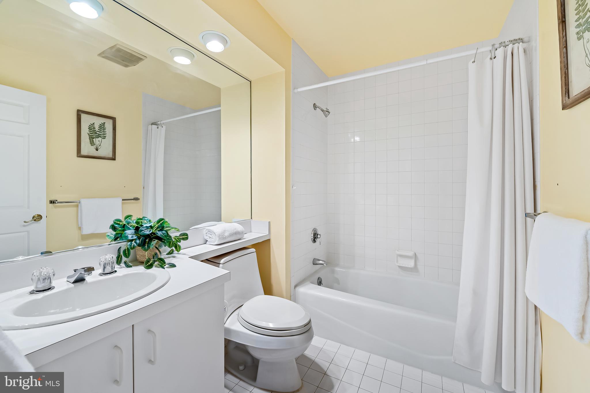 3704 North Charles Street, Unit 303 Baltimore, MD 21218 - Photo 30 of 49