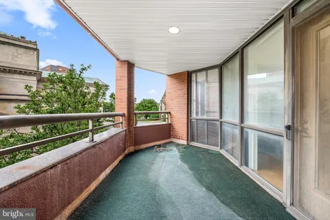 $325,000 | 3704 North Charles Street, Unit 303, Baltimore, MD 21218