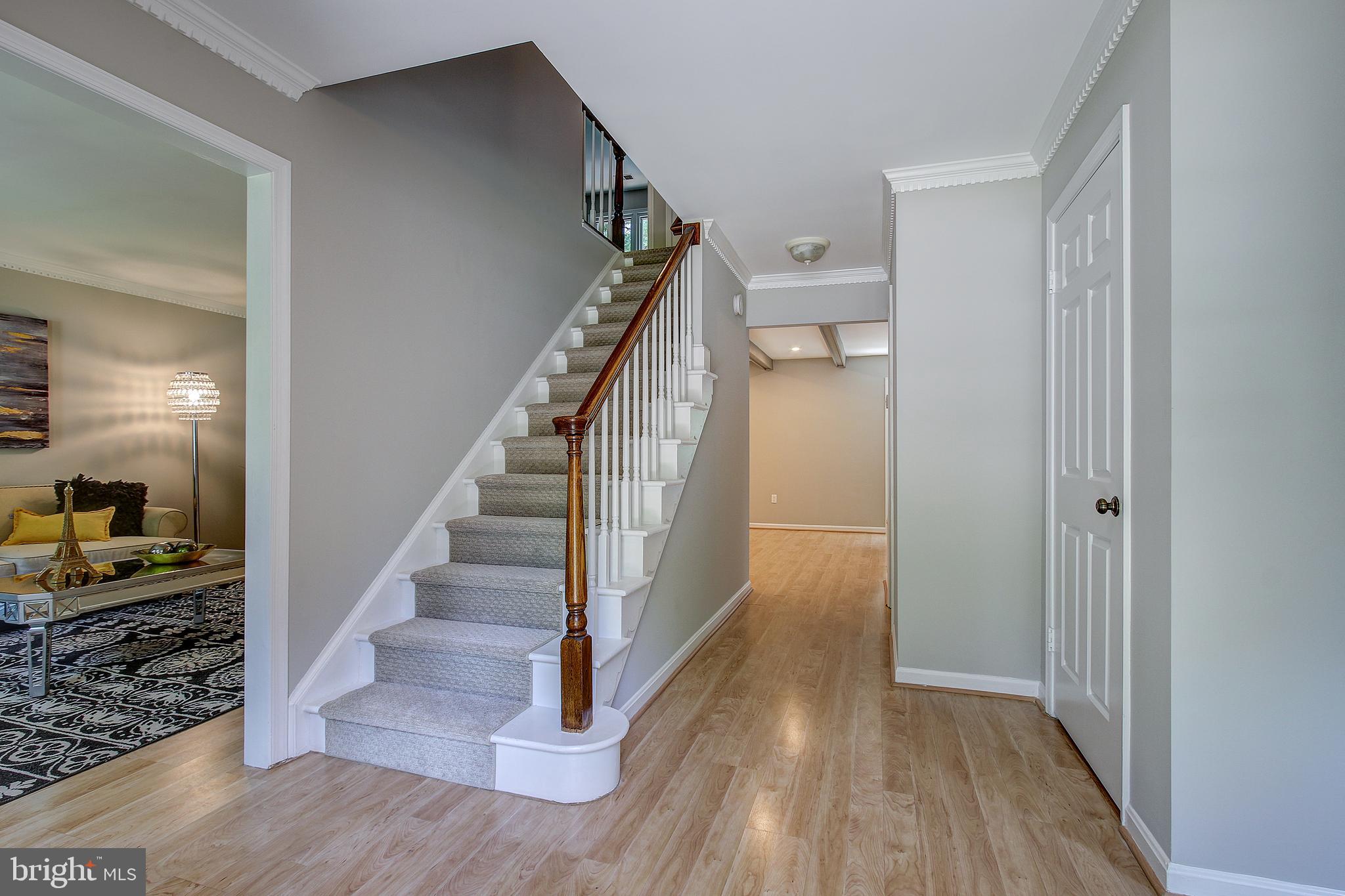 7109 Long View Road Columbia, MD 21044 - Photo 4 of 32