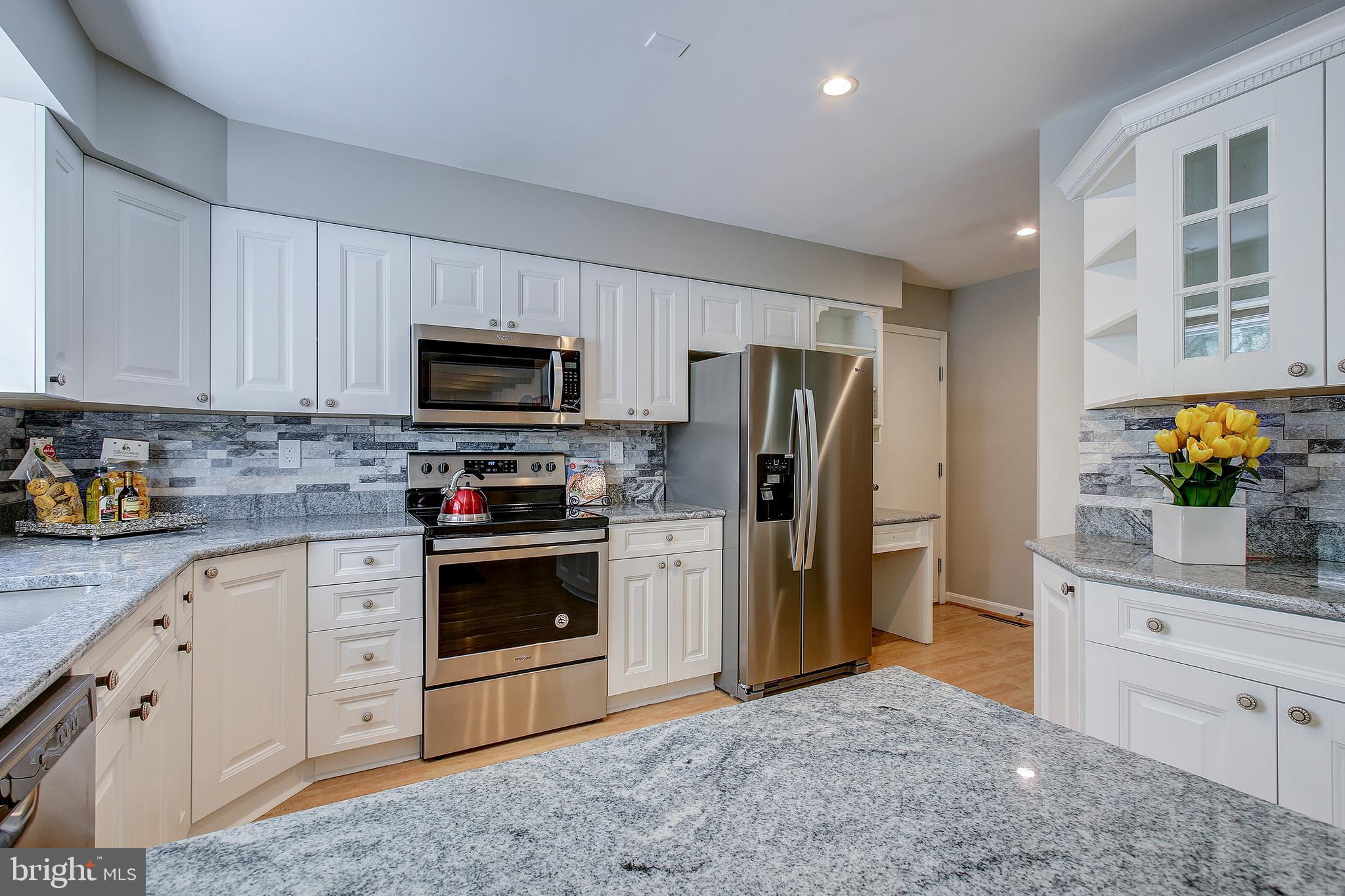 7109 Long View Road Columbia, MD 21044 - Photo 7 of 32
