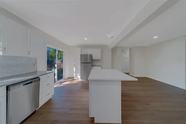 $2,900 | 4418 West Prescott Street, Tampa, FL 33616