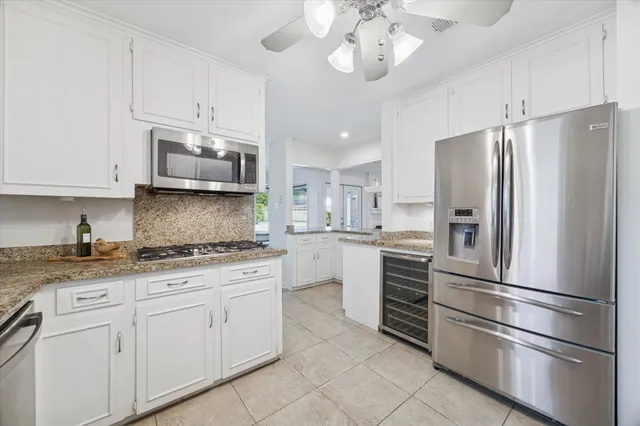 $729,000 | 7902 Windswept Lane, Houston, TX 77063