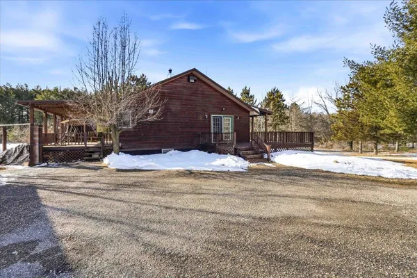 $359,900 | W8731 Ember Avenue, Oxford, WI 53952