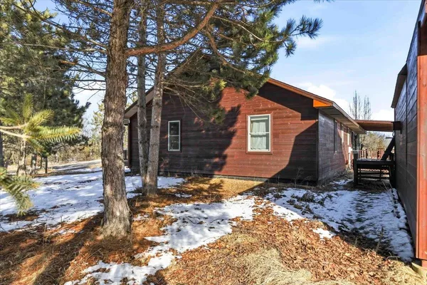 $359,900 | W8731 Ember Avenue, Oxford, WI 53952