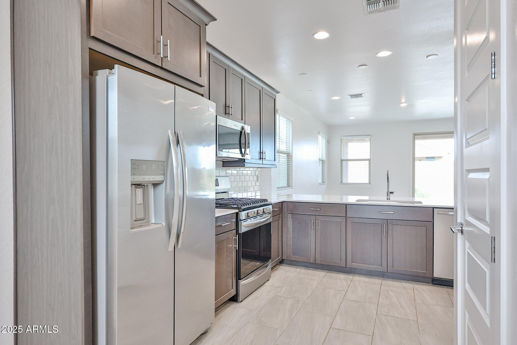 16828 West Evergreen Road Waddell, AZ 85355 - Photo 14 of 32 B (11)