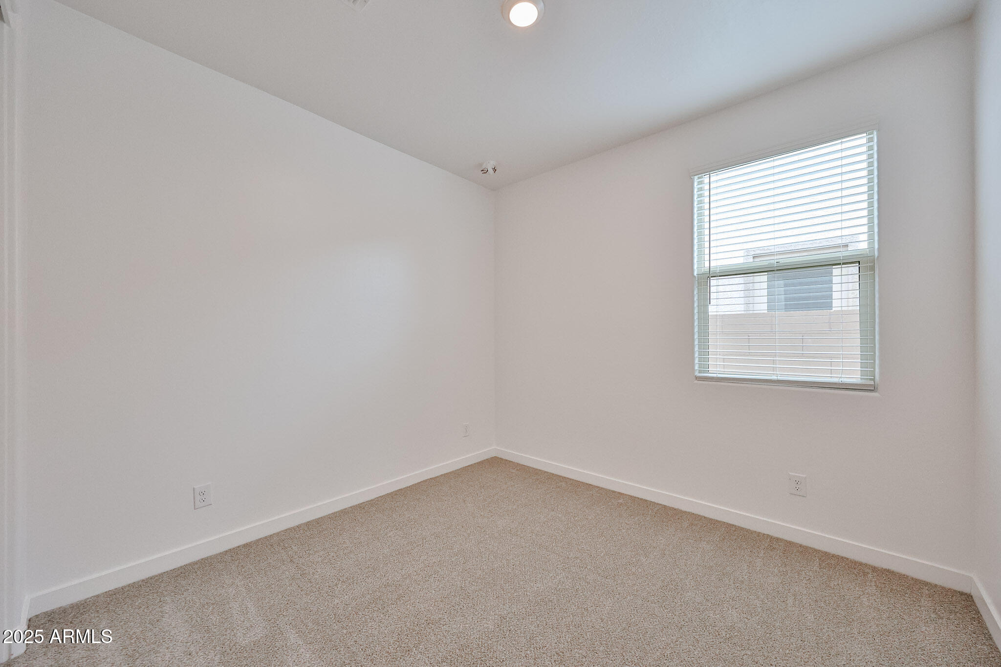 16828 West Evergreen Road Waddell, AZ 85355 - Photo 17 of 32 B (14)