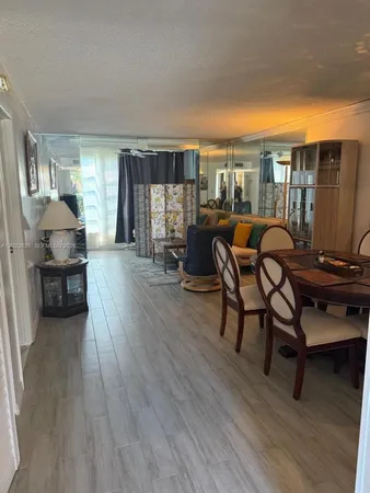 $135,000 | 9401 Sunrise Lakes Boulevard, Unit 109, Sunrise, FL 33322