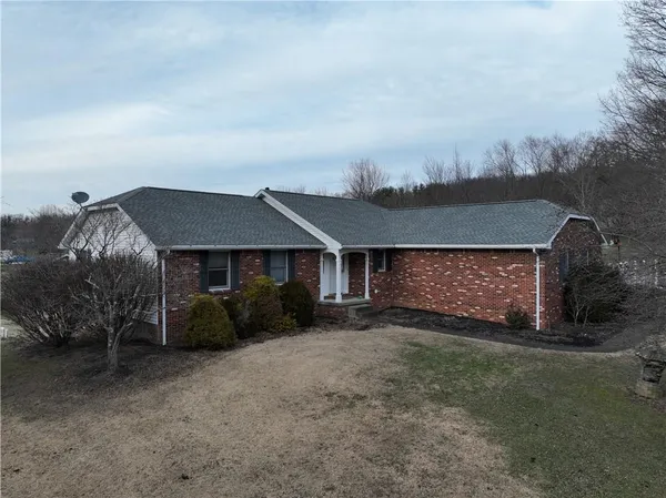 $374,900 | 5 Nicklaus Lane, Waynesburg, PA 15370