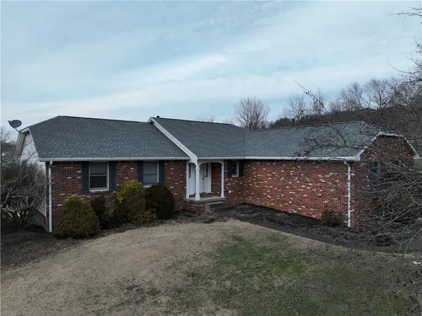 $374,900 | 5 Nicklaus Lane, Waynesburg, PA 15370