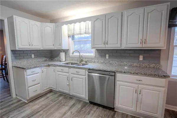 $374,900 | 5 Nicklaus Lane, Waynesburg, PA 15370