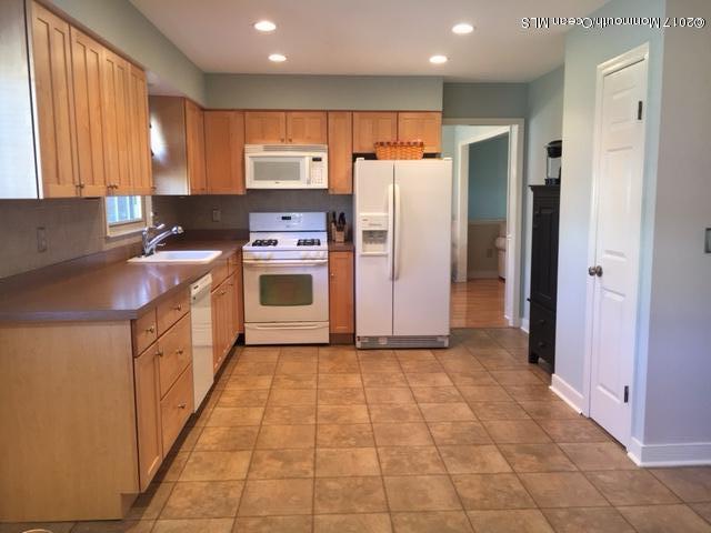 196 Weldon Road Manchester Township, NJ 08759 - Photo 5 of 11 IMG_1540