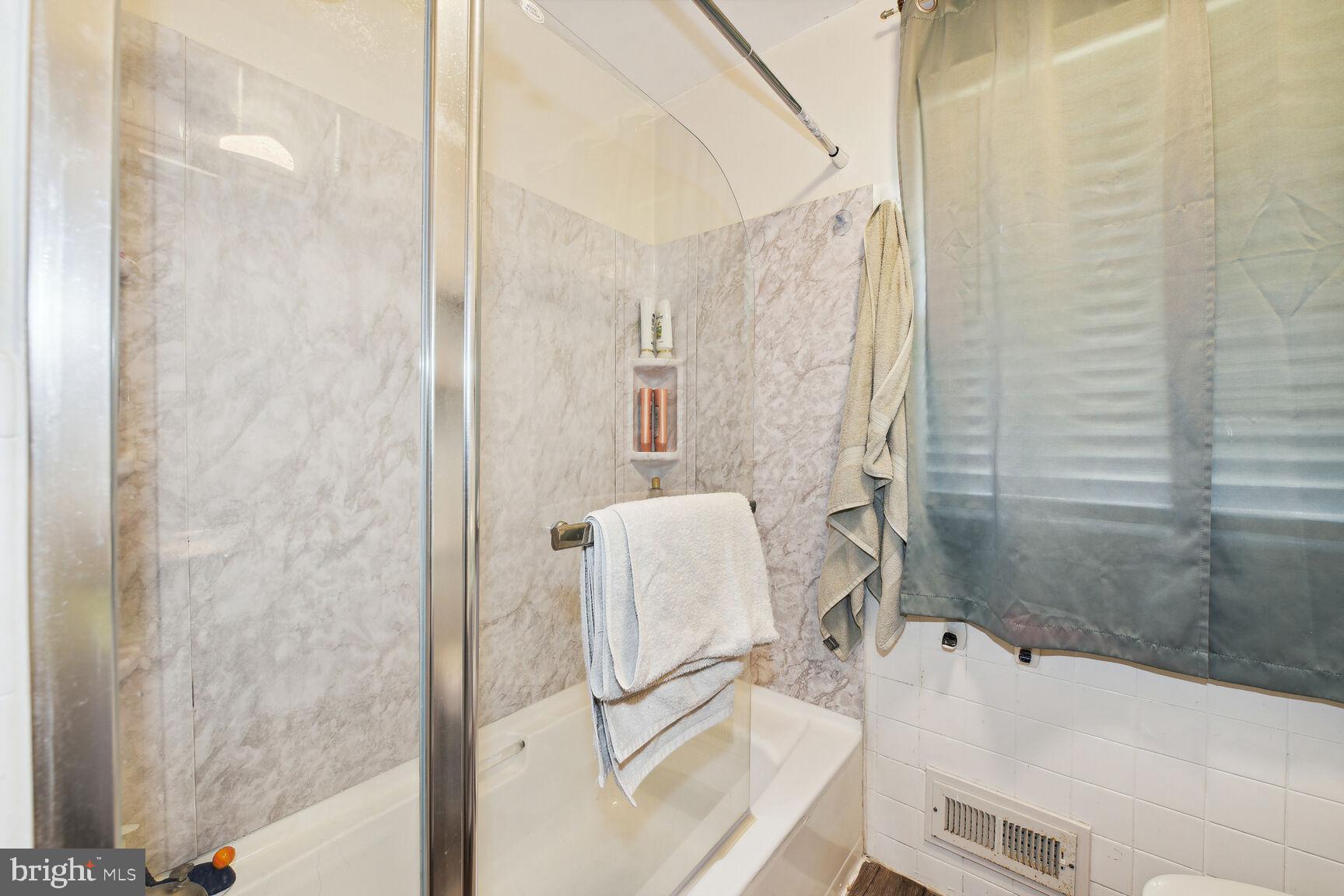 426 Magnolia Road Mount Laurel, NJ 08054 - Photo 10 of 19