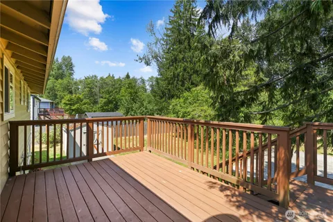 $950,000 | 14556 75th Avenue Northeast, Kenmore, WA 98028