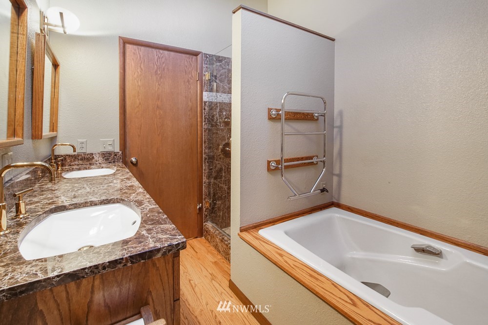 11424 Karshner Road East Edgewood, WA 98372 - Photo 11 of 25