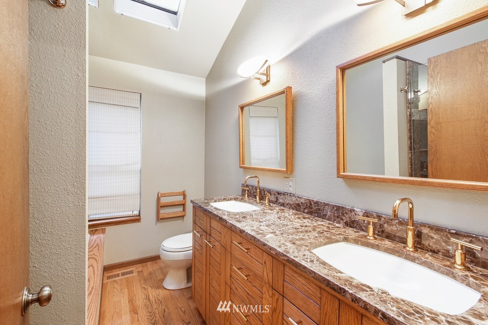 11424 Karshner Road East Edgewood, WA 98372 - Photo 10 of 25