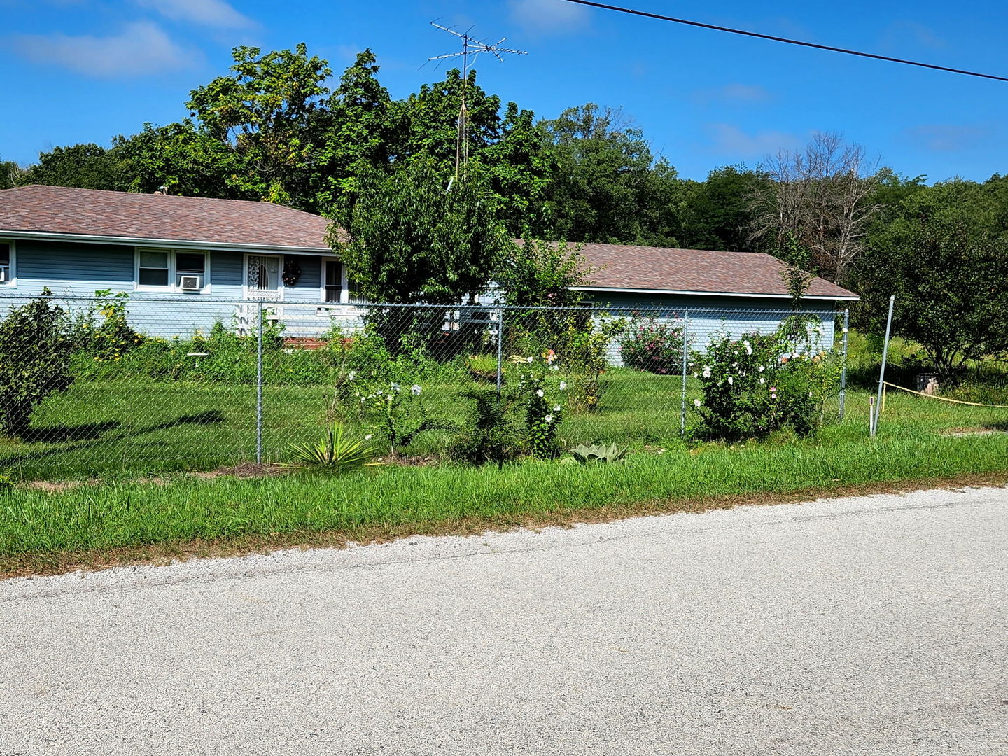 335 South State Line Road Beaverville, IL 60912 - Photo 1 of 20 Gallery Image 1