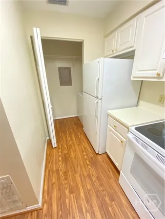 $1,600 | 12300 Apache Avenue, Unit 311, Savannah, GA 31419