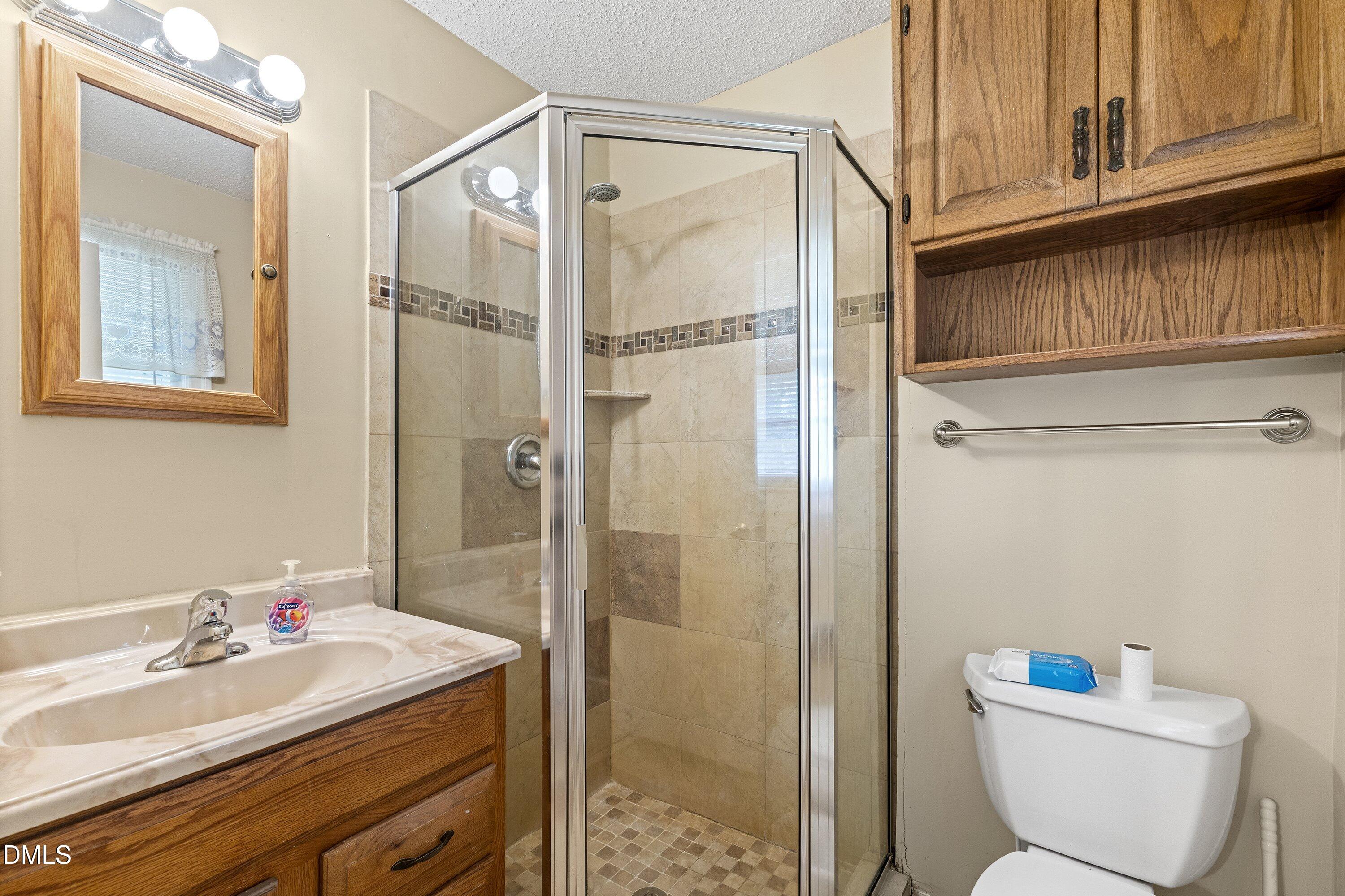 8413 Fayetteville Road, Unit 14 Raleigh, NC 27603 - Photo 26 of 55 owners full bathroom