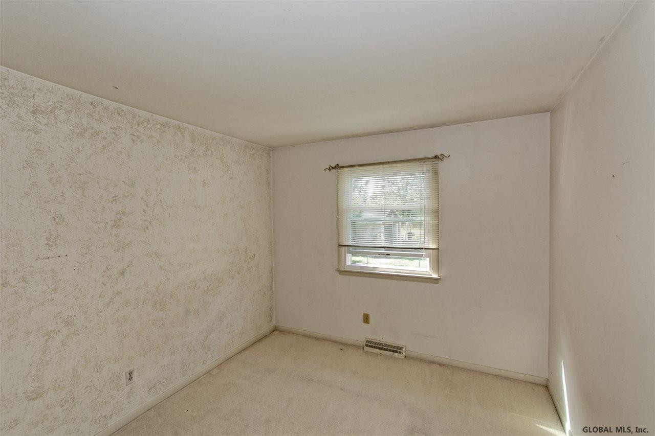 19 Delaware Avenue Rensselaer, NY 12144 - Photo 16 of 25 Photo 16