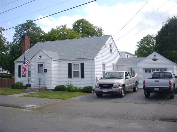 20 Thorpe Road Lynn, MA 01905 - Photo 1 of 17 Gallery Image 1