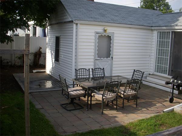 20 Thorpe Road Lynn, MA 01905 - Photo 15 of 17 Gallery Image 15