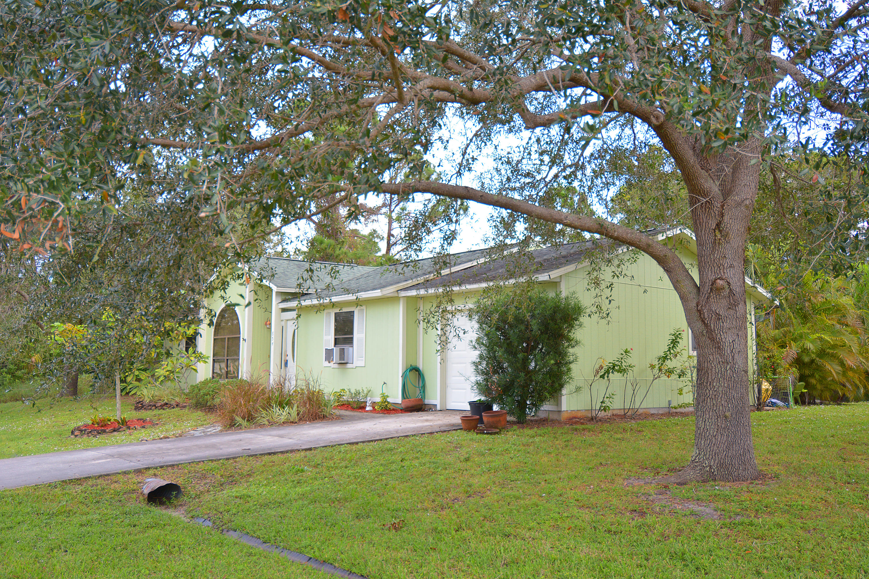 854 Southwest Andrew Road Port St. Lucie, FL 34953 - Photo 5 of 35 C 2017 MBP 110917 854 SW Andrew Rd, PSL