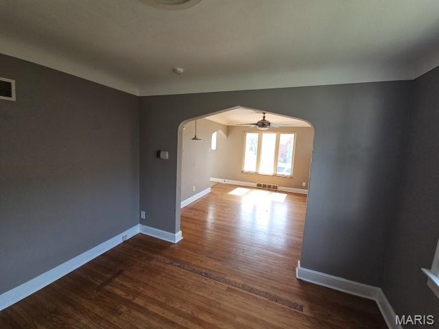 8917 Lucerne Court St. Louis, MO 63136 - Photo 3 of 11