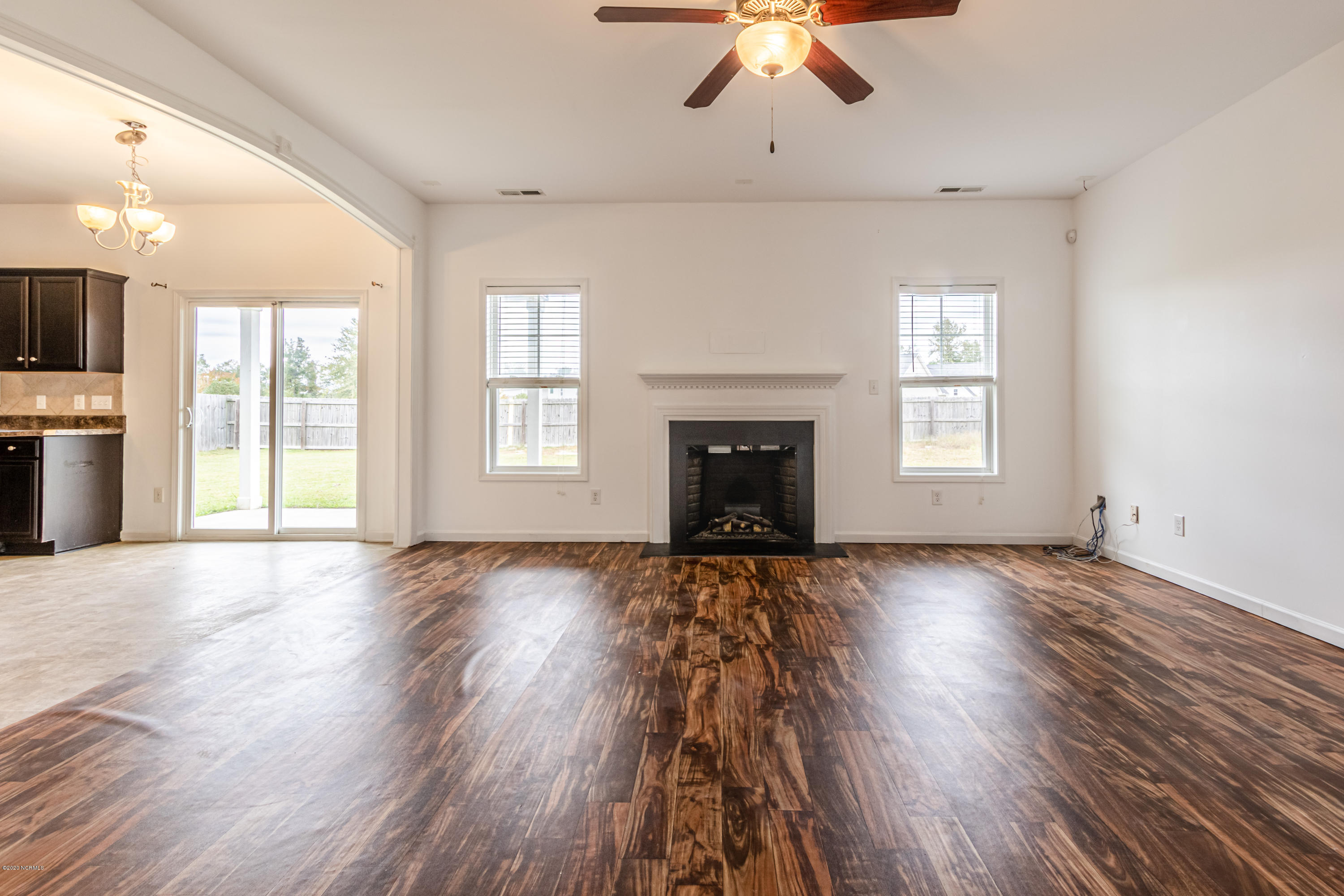 345 Kingston Road Jacksonville, NC 28546 - Photo 8 of 59 CJuradoKingston (1 of 1)-17