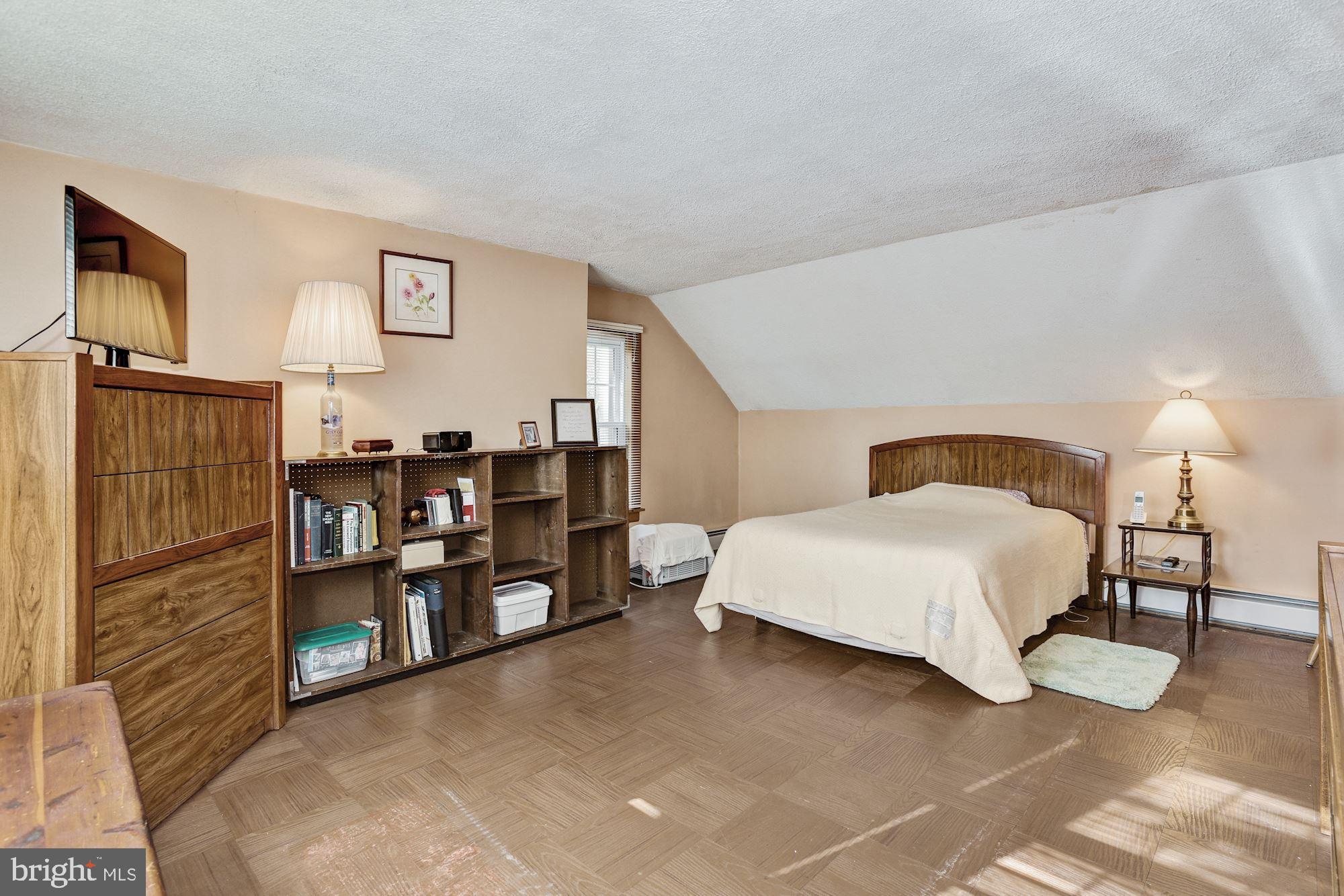 6 Old Red Lion Road Southampton, NJ 08088 - Photo 19 of 26 Master Bedroom