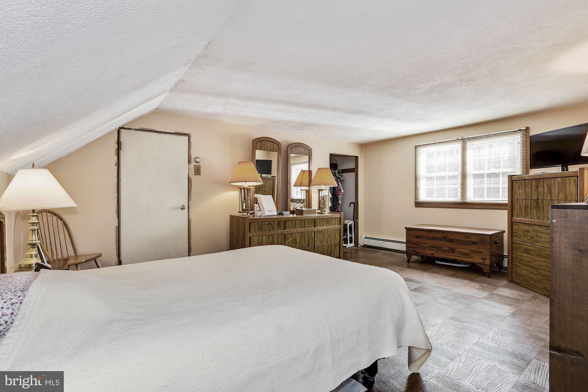 6 Old Red Lion Road Southampton, NJ 08088 - Photo 21 of 26 Master Bedroom