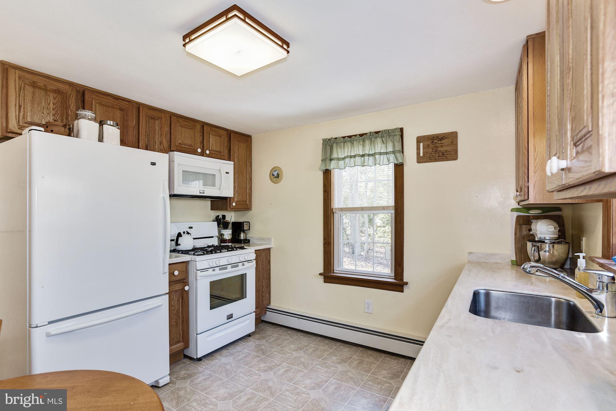 6 Old Red Lion Road Southampton, NJ 08088 - Photo 10 of 26 Kitchen