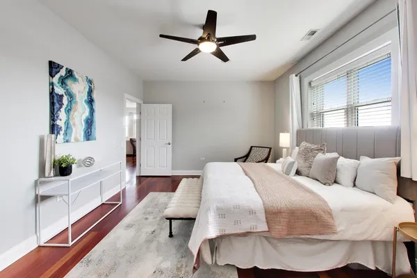 $675,000 | 2222 West Belmont Avenue, Unit 501, Chicago, IL 60618