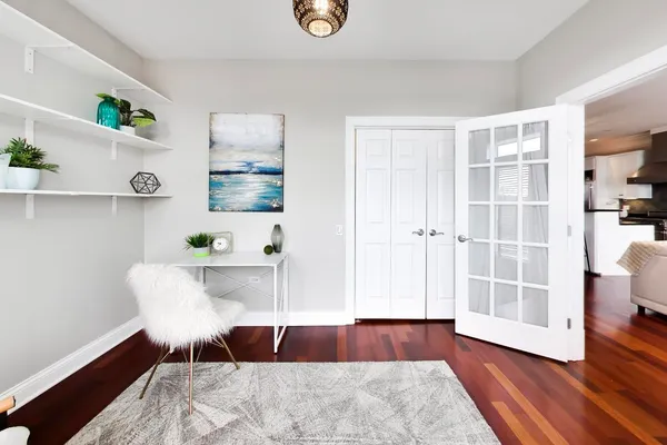 $675,000 | 2222 West Belmont Avenue, Unit 501, Chicago, IL 60618
