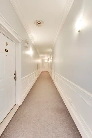 $675,000 | 2222 West Belmont Avenue, Unit 501, Chicago, IL 60618