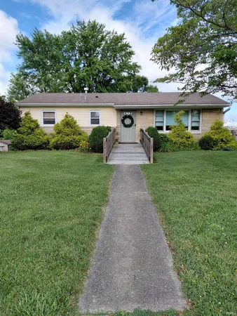 $1,300 | 310 South Wynndale Drive, Bloomington, IN 47404