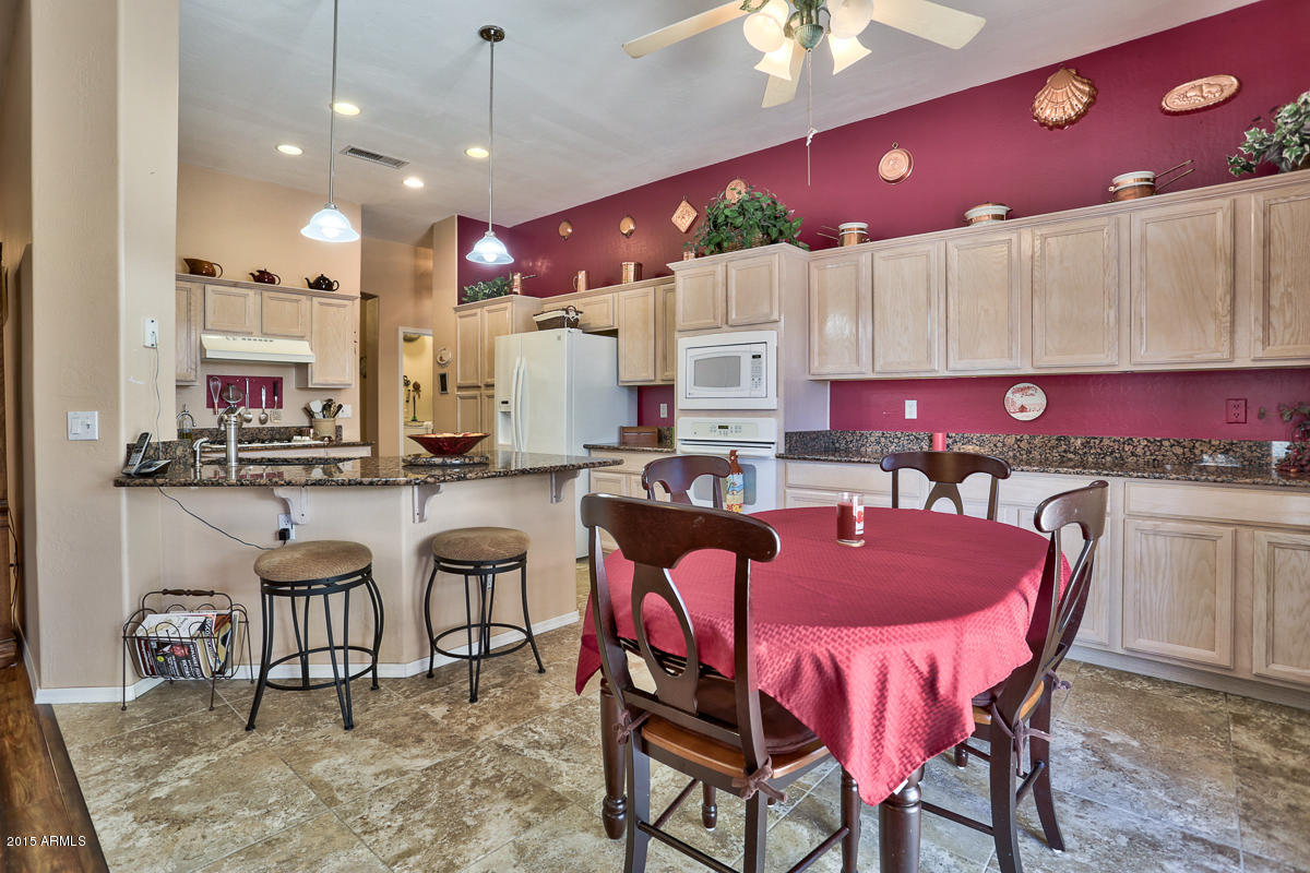 4425 East Weaver Road Phoenix, AZ 85050 - Photo 11 of 34 1-11
