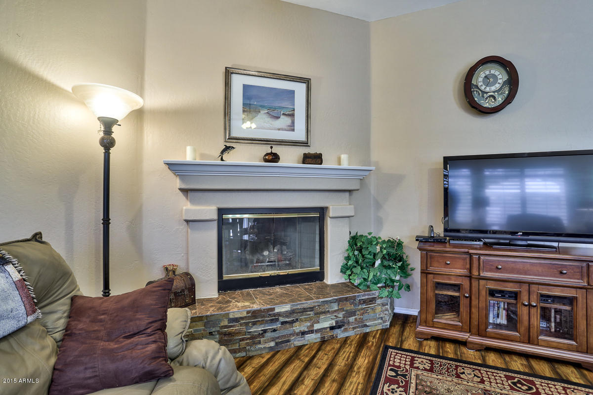 4425 East Weaver Road Phoenix, AZ 85050 - Photo 8 of 34 1-8