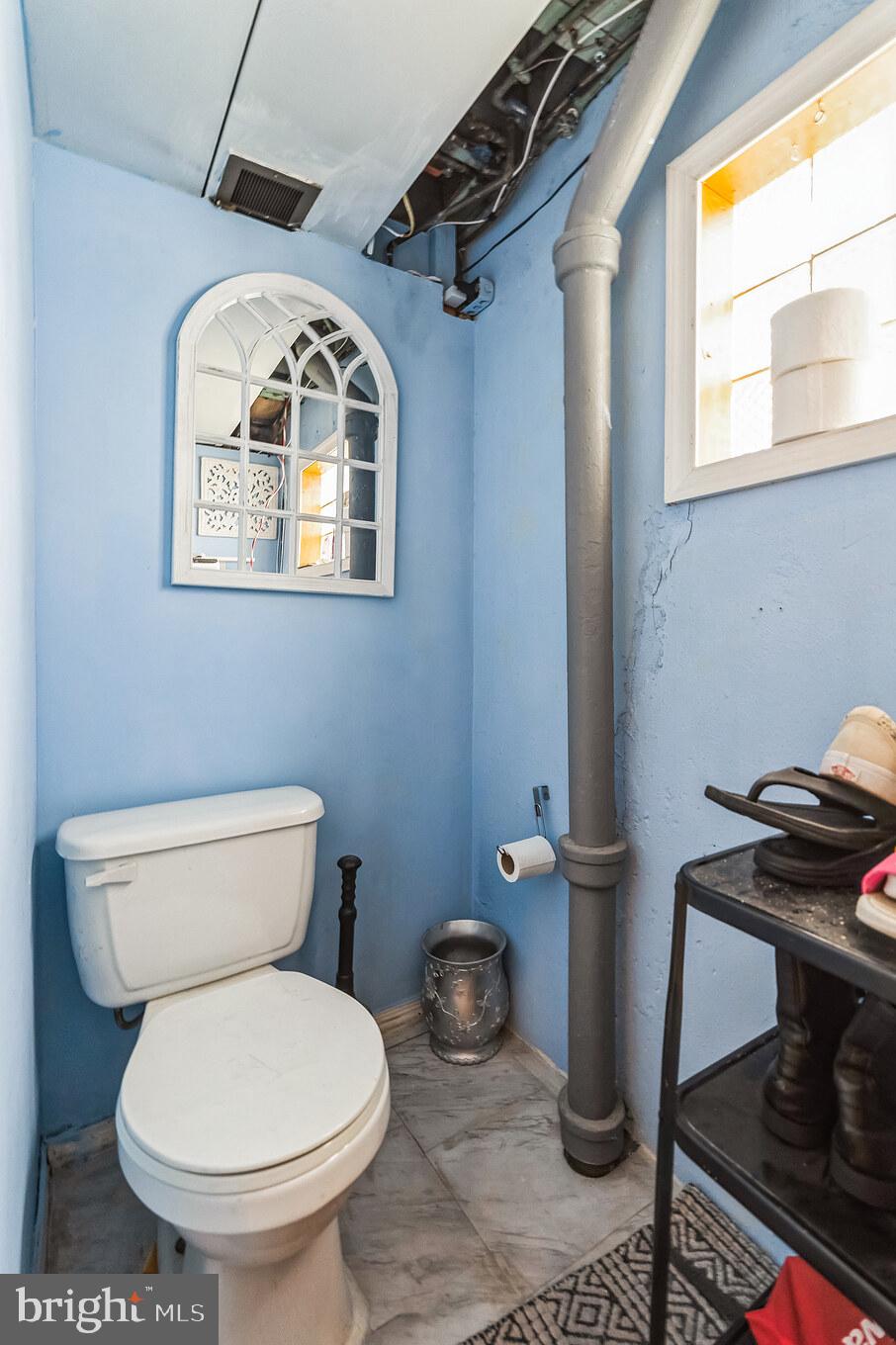 9976 Sandy Road Philadelphia, PA 19115 - Photo 23 of 30 1/2 bath in basement