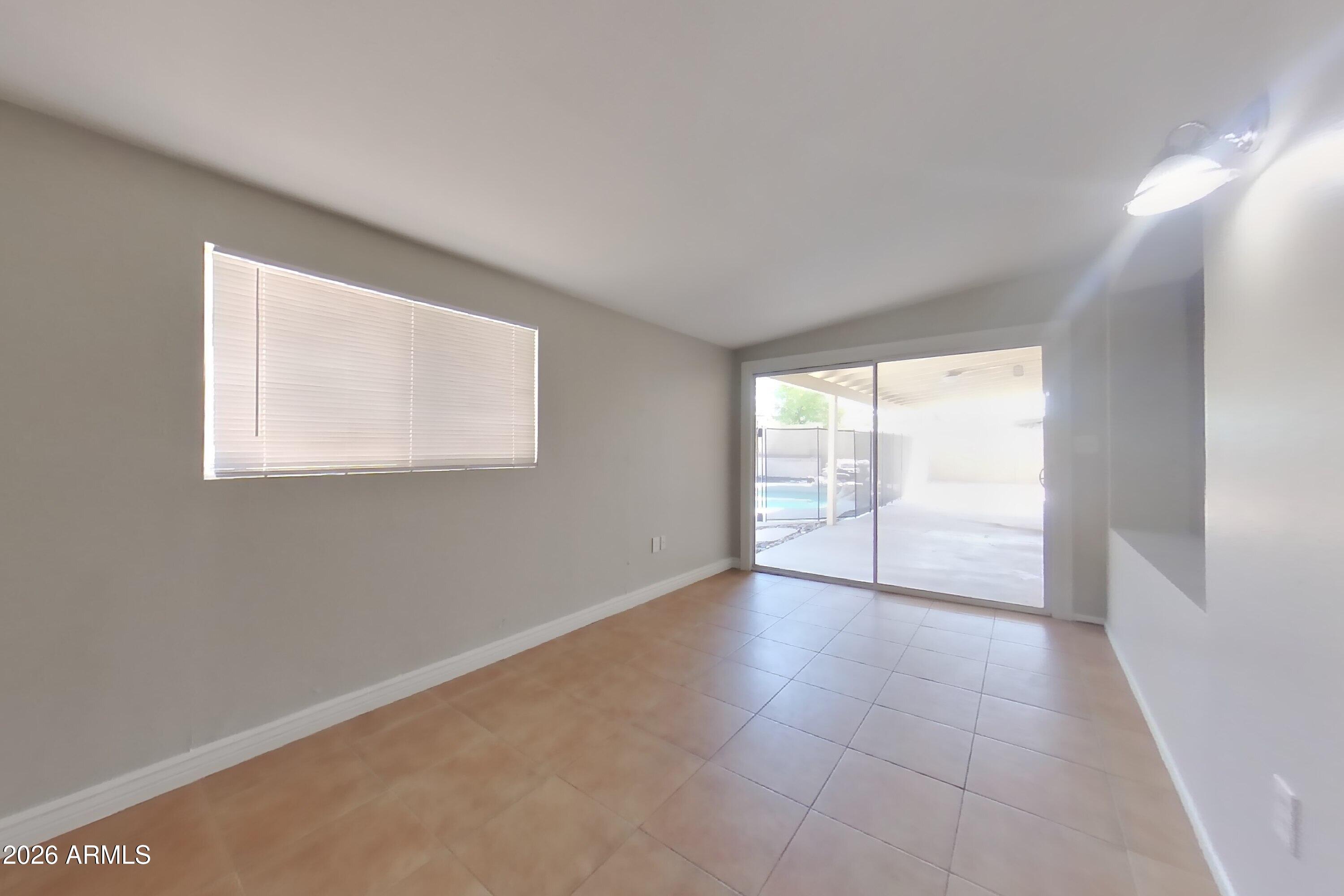 3938 West Redfield Road Phoenix, AZ 85053 - Photo 2 of 17 1_Image_vYJhOqomei