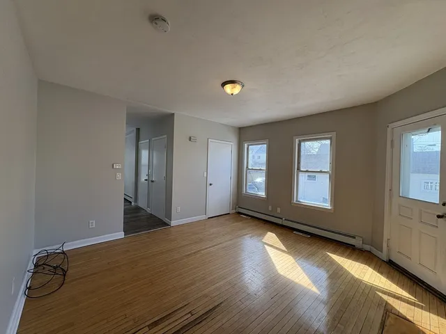 $800 | 171 Pleasant Street, Unit 1, Attleboro, MA 02703