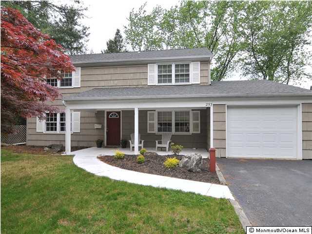 253 Lloyd Road Aberdeen, NJ 07747 - Photo 1 of 15 Primary Photo