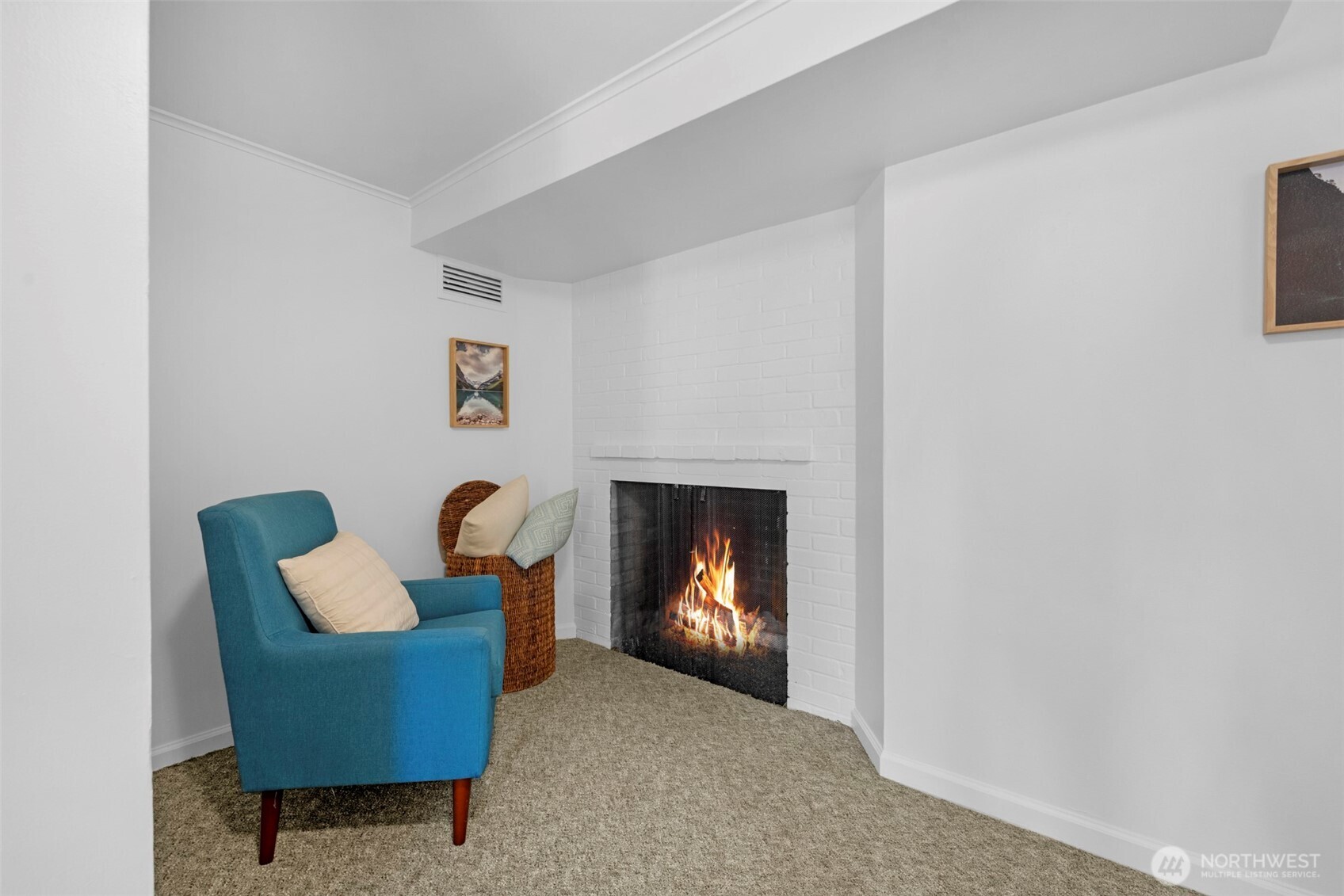 6825 43rd Avenue Northeast Seattle, WA 98115 - Photo 27 of 39