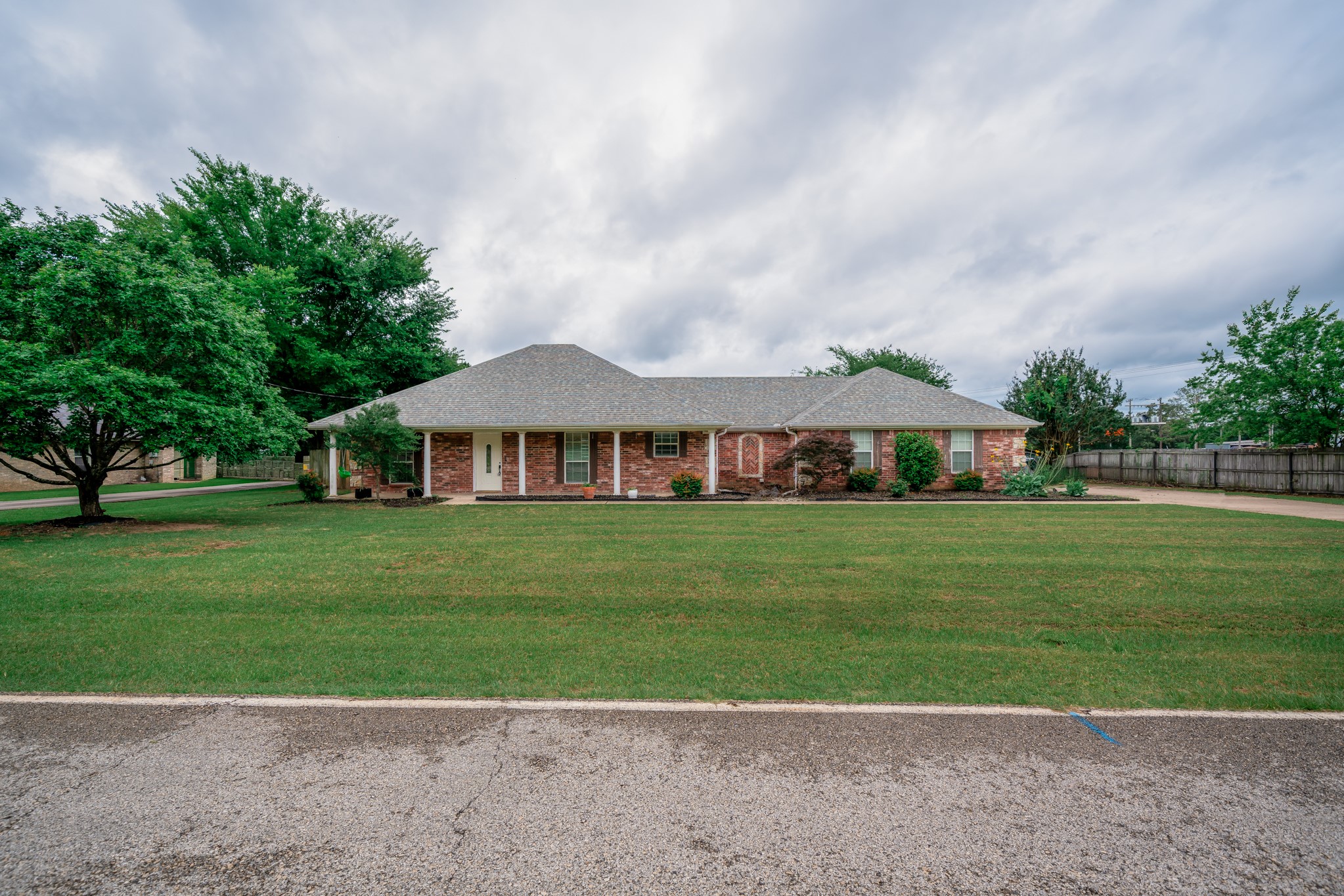 1001 Jamerison Road Longview, TX 75604 - Photo 5 of 32