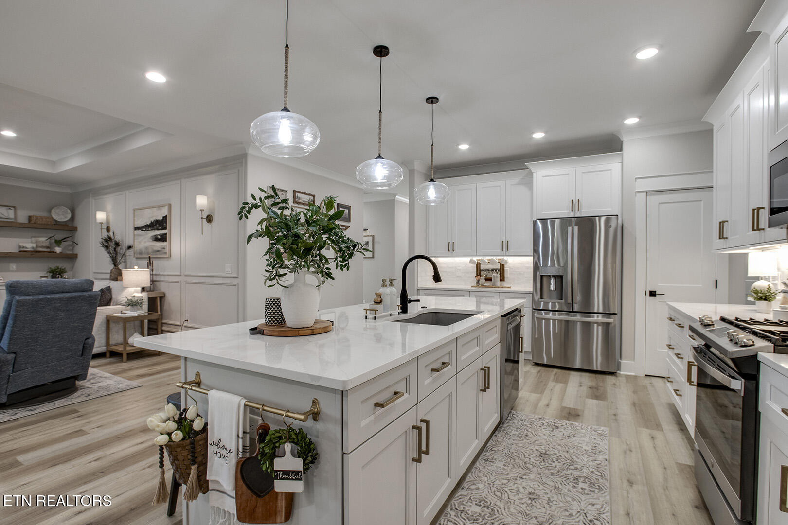 110 Gado Way Loudon, TN 37774 - Photo 12 of 53 12_GadoWay_110_Kitchen01