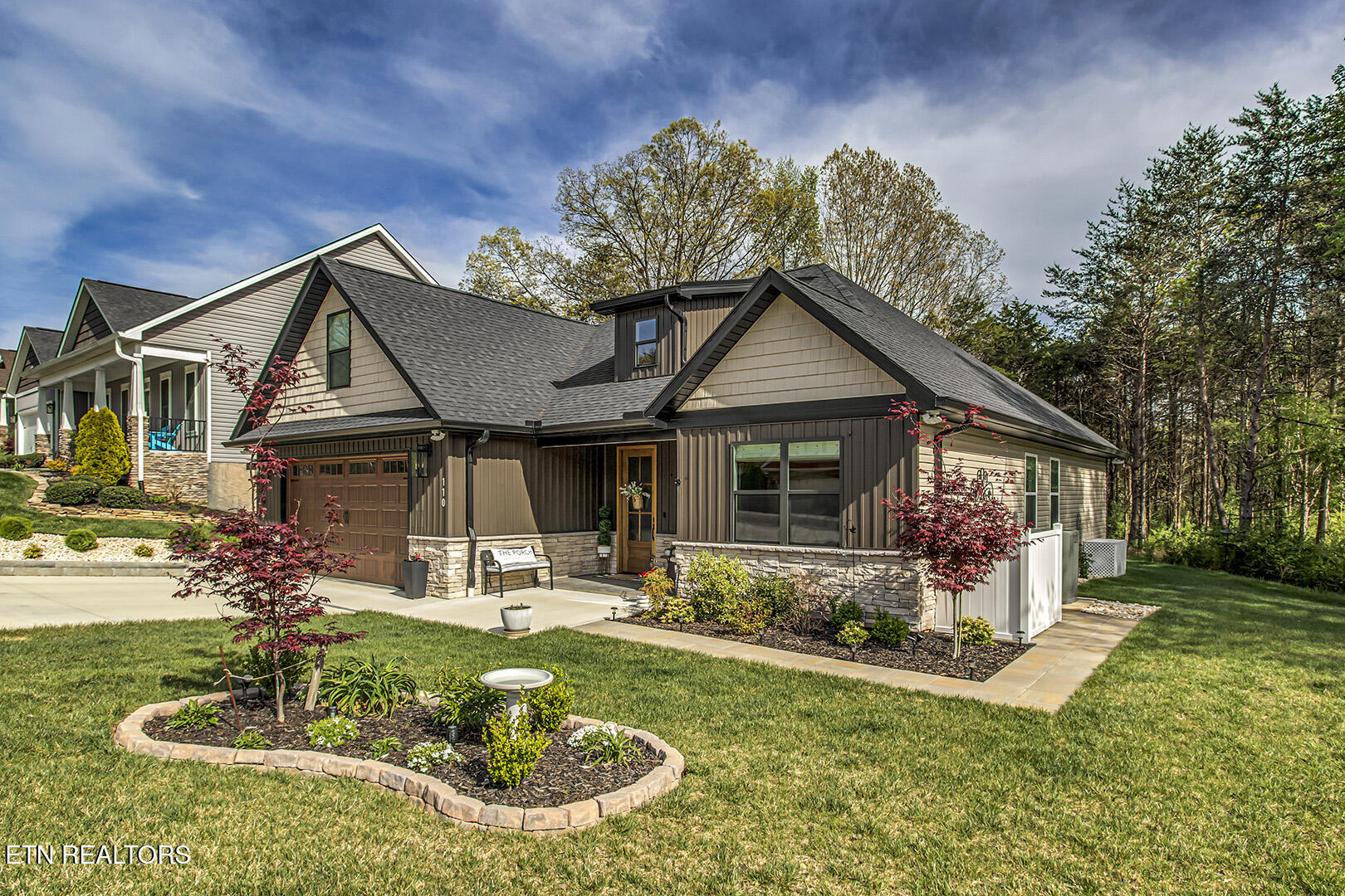 110 Gado Way Loudon, TN 37774 - Photo 3 of 53 03_GadoWay_110_FrontRight