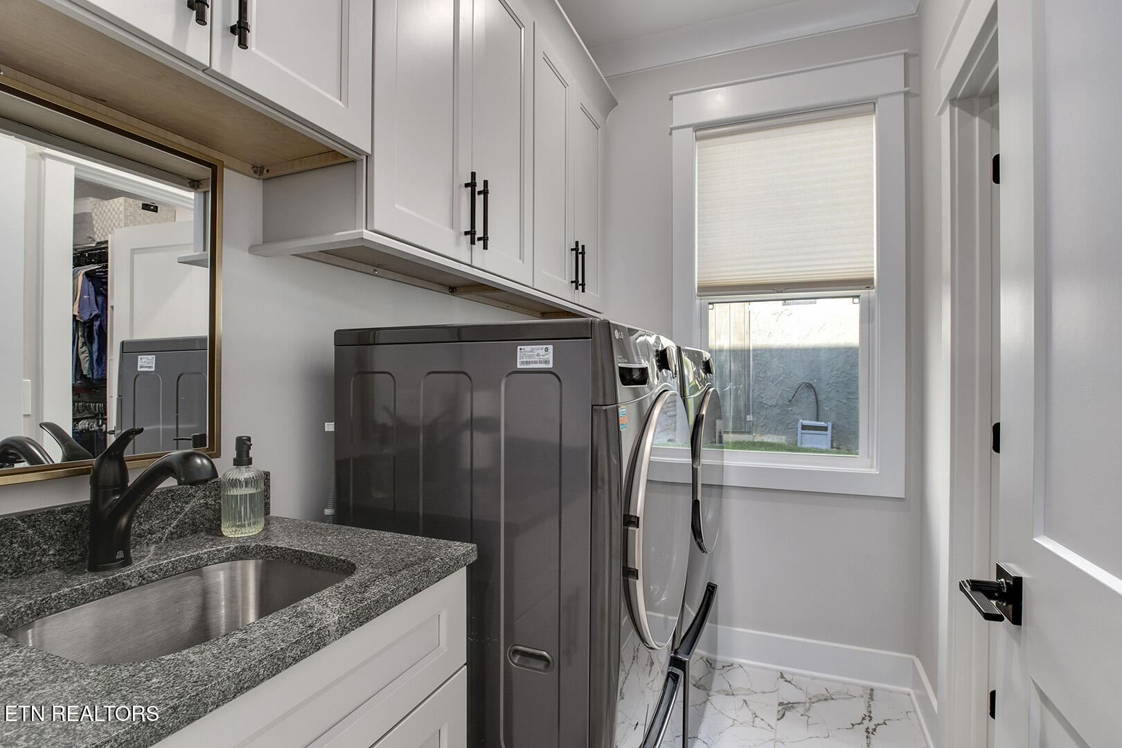 110 Gado Way Loudon, TN 37774 - Photo 31 of 53 31_GadoWay_110_Laundry