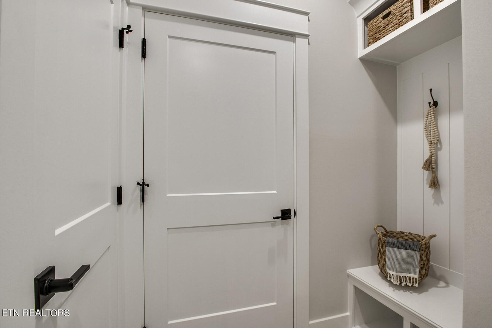 110 Gado Way Loudon, TN 37774 - Photo 32 of 53 32_GadoWay_110_MudRoom